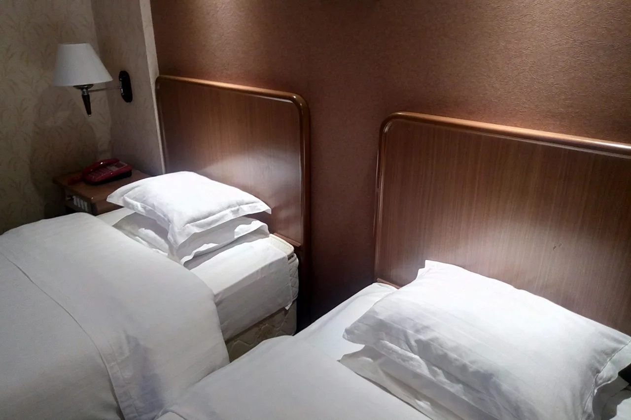 Sosan Hotel — ภาพห้องพักและบรรยากาศ