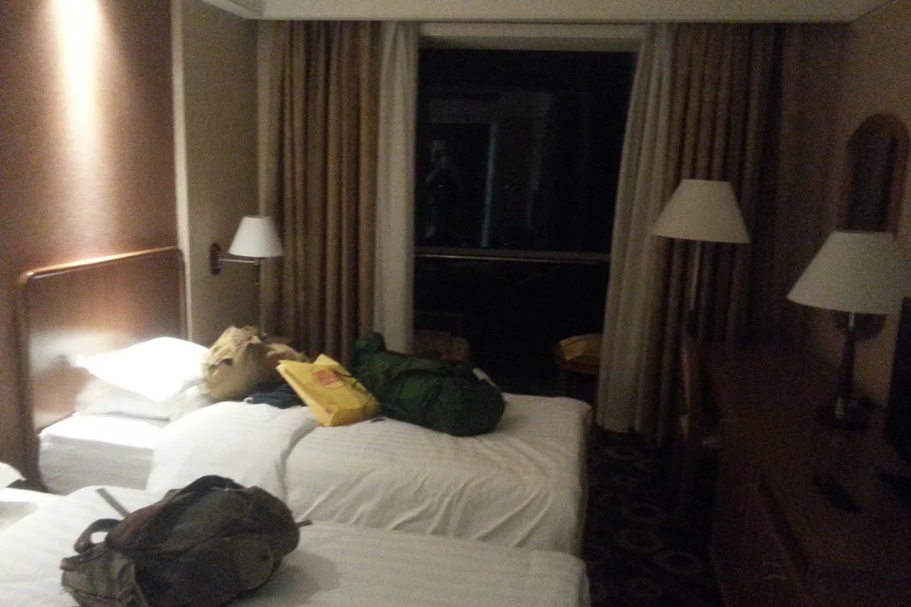 Sosan Hotel — ภาพห้องพักและบรรยากาศ