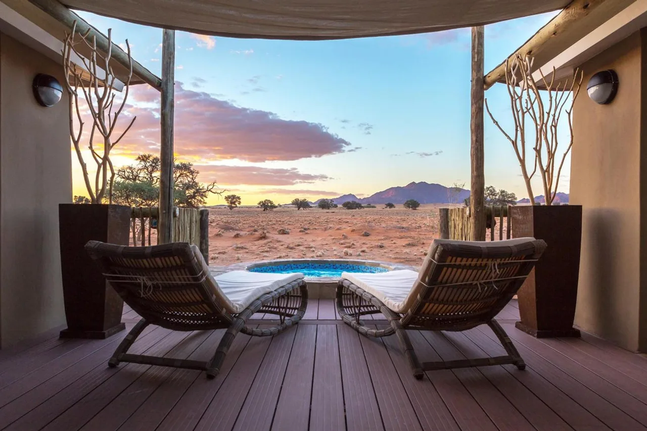 Sossusvlei Lodge — ภาพห้องพักและบรรยากาศ