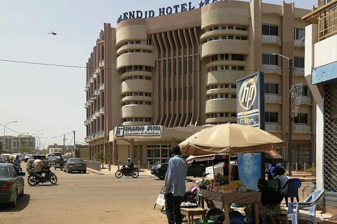Splendid Hotel Ouagadougou — โรงแรมในวากาดูกู