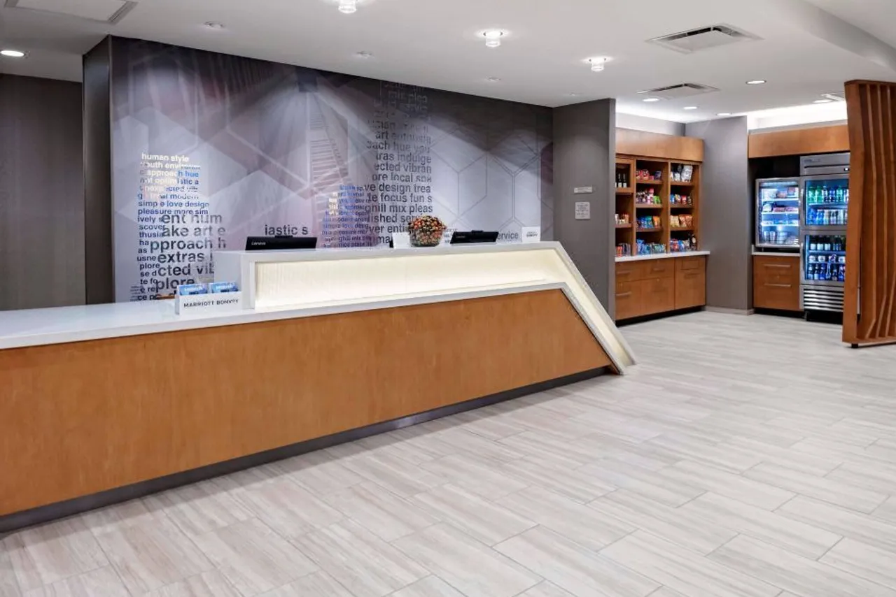 SpringHill Suites by Marriott Kansas City Plaza — ภาพห้องพักและบรรยากาศ