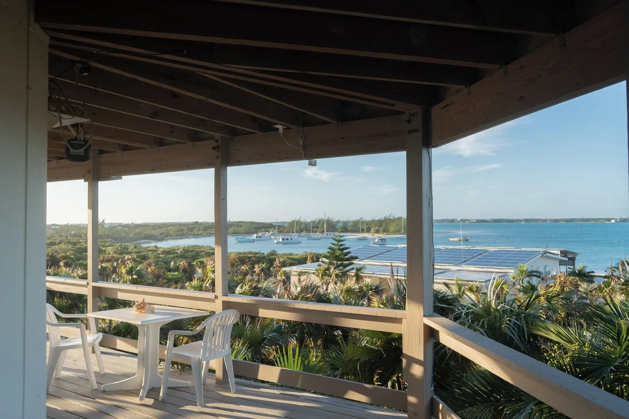 St. Francis Resort & Marina — ภาพห้องพักและบรรยากาศ