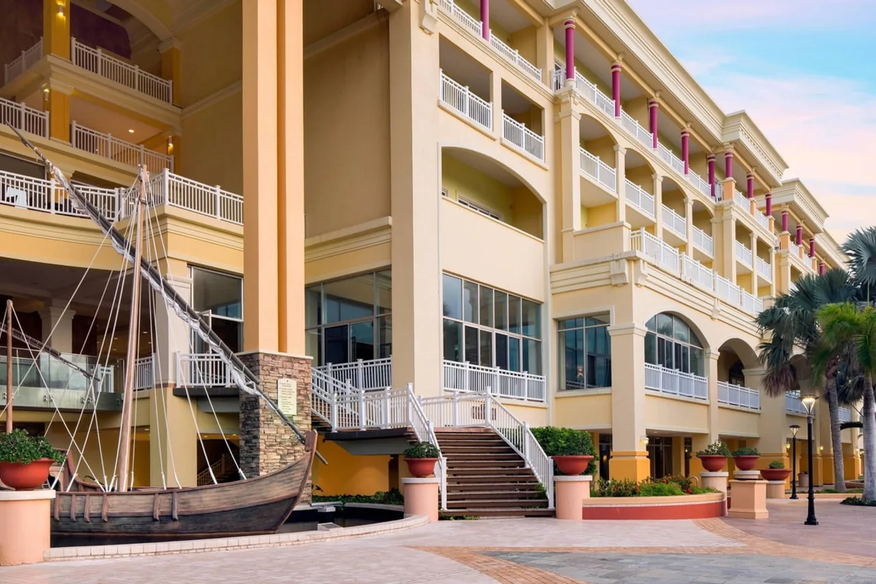 St. Kitts Marriott Beach Resort, Casino & Spa — Frigate Bay
