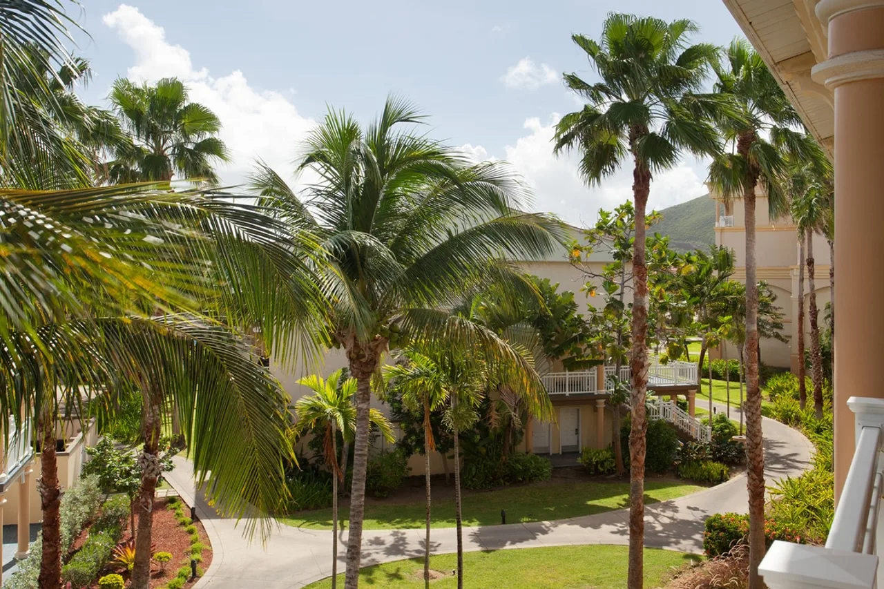St. Kitts Marriott Beach Resort, Casino & Spa — ภาพห้องพักและบรรยากาศ