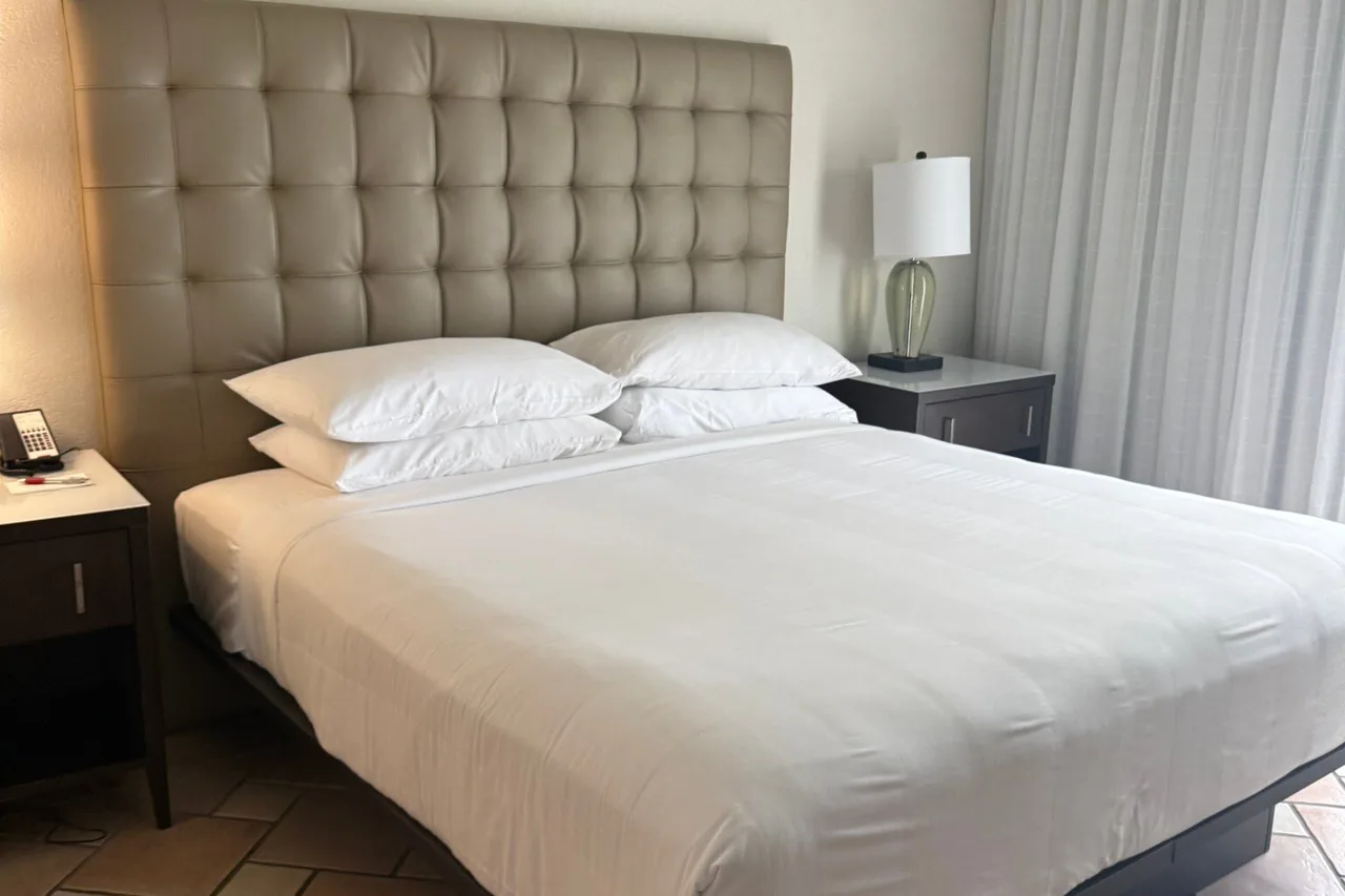 St. Kitts Marriott Resort & The Royal Beach Casino — ภาพห้องพักและบรรยากาศ