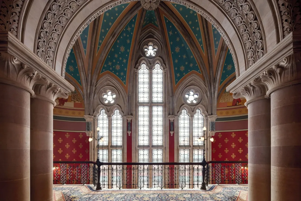 St. Pancras Renaissance Hotel London — ภาพห้องพักและบรรยากาศ