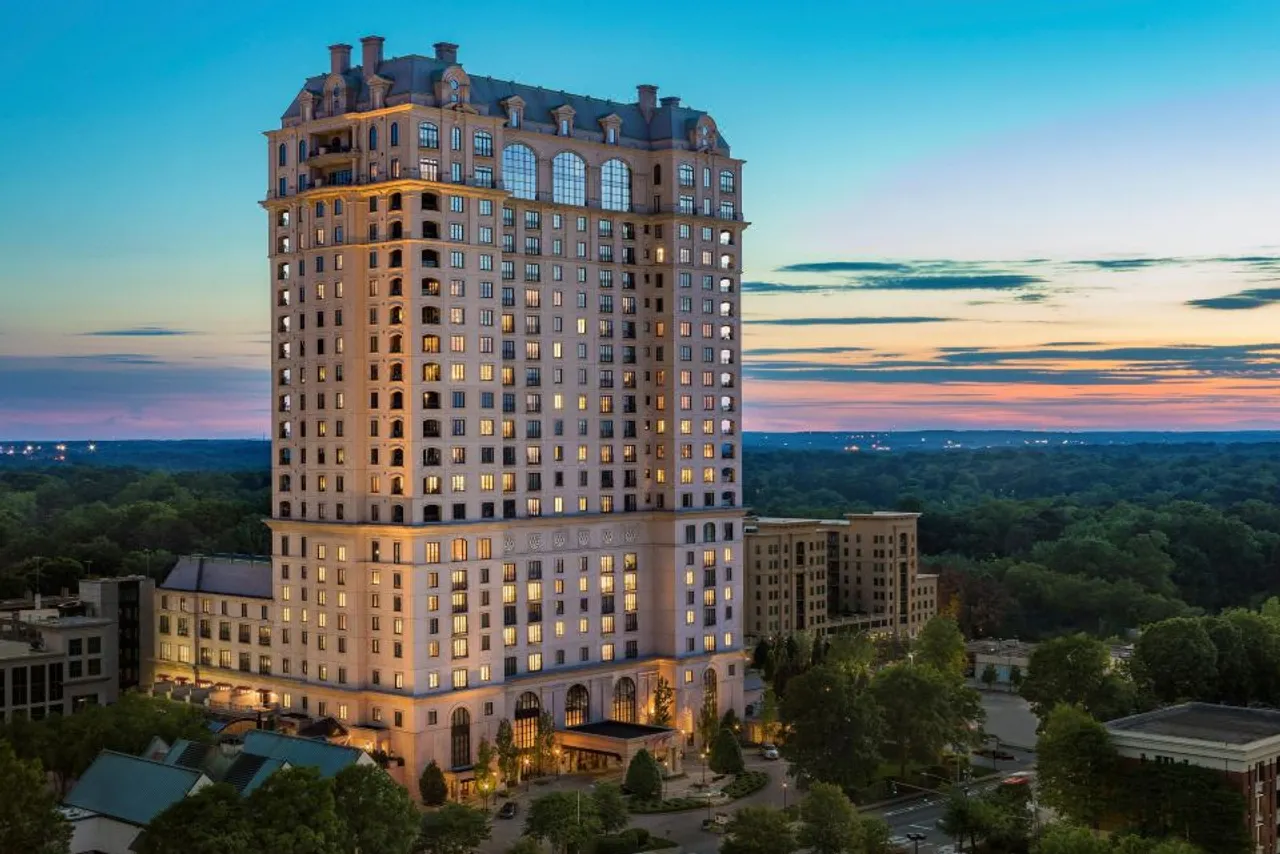 10 โรงแรมหรู 5 ดาวแอตแลนตา — ที่พักลักชัวรีย่าน Buckhead/Midtown (อัปเดต 2026)