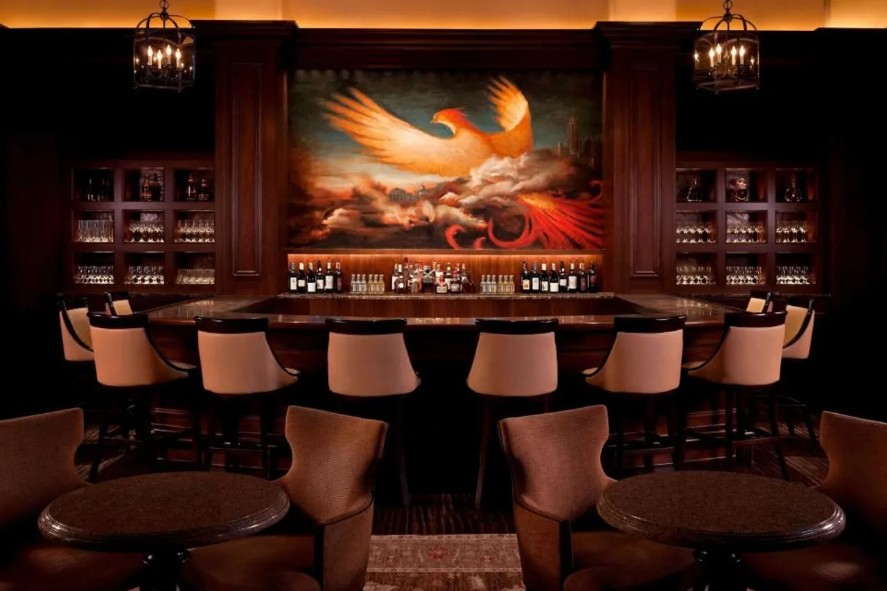 The St. Regis Atlanta — rooms and atmosphere