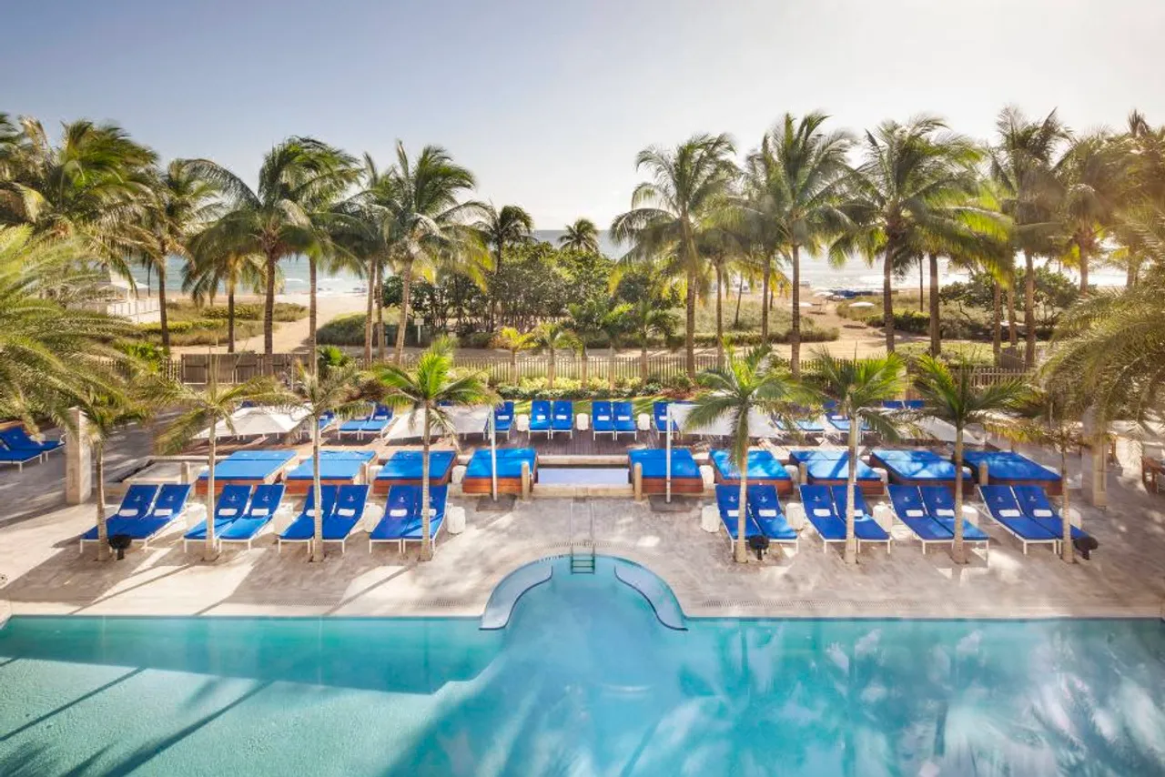 The St. Regis Bal Harbour Resort — ภาพห้องพักและบรรยากาศ