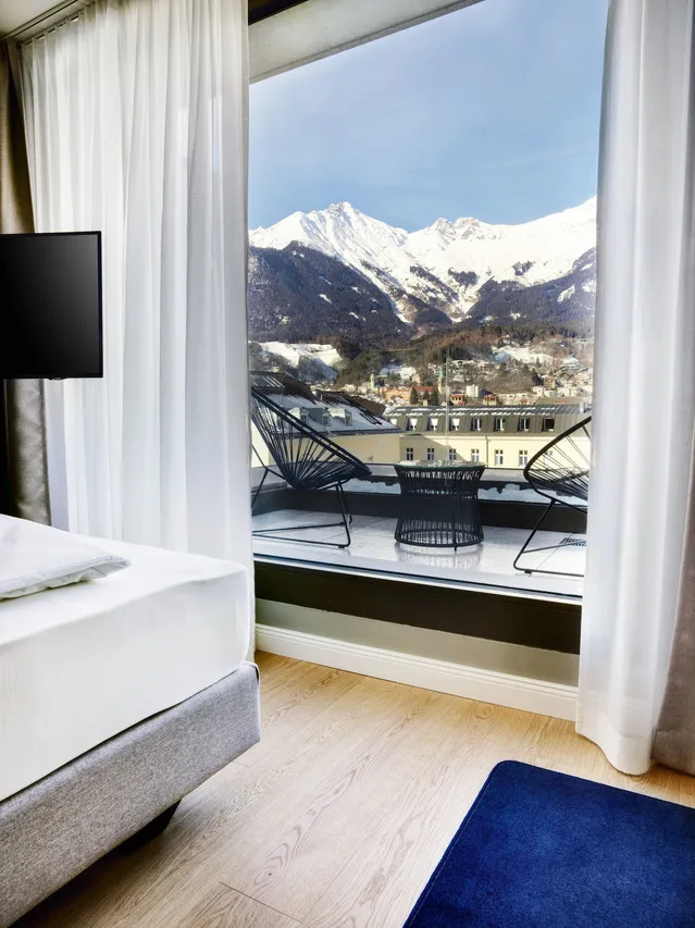 STAGE 12 - Hotel by Penz — rooms and atmosphere