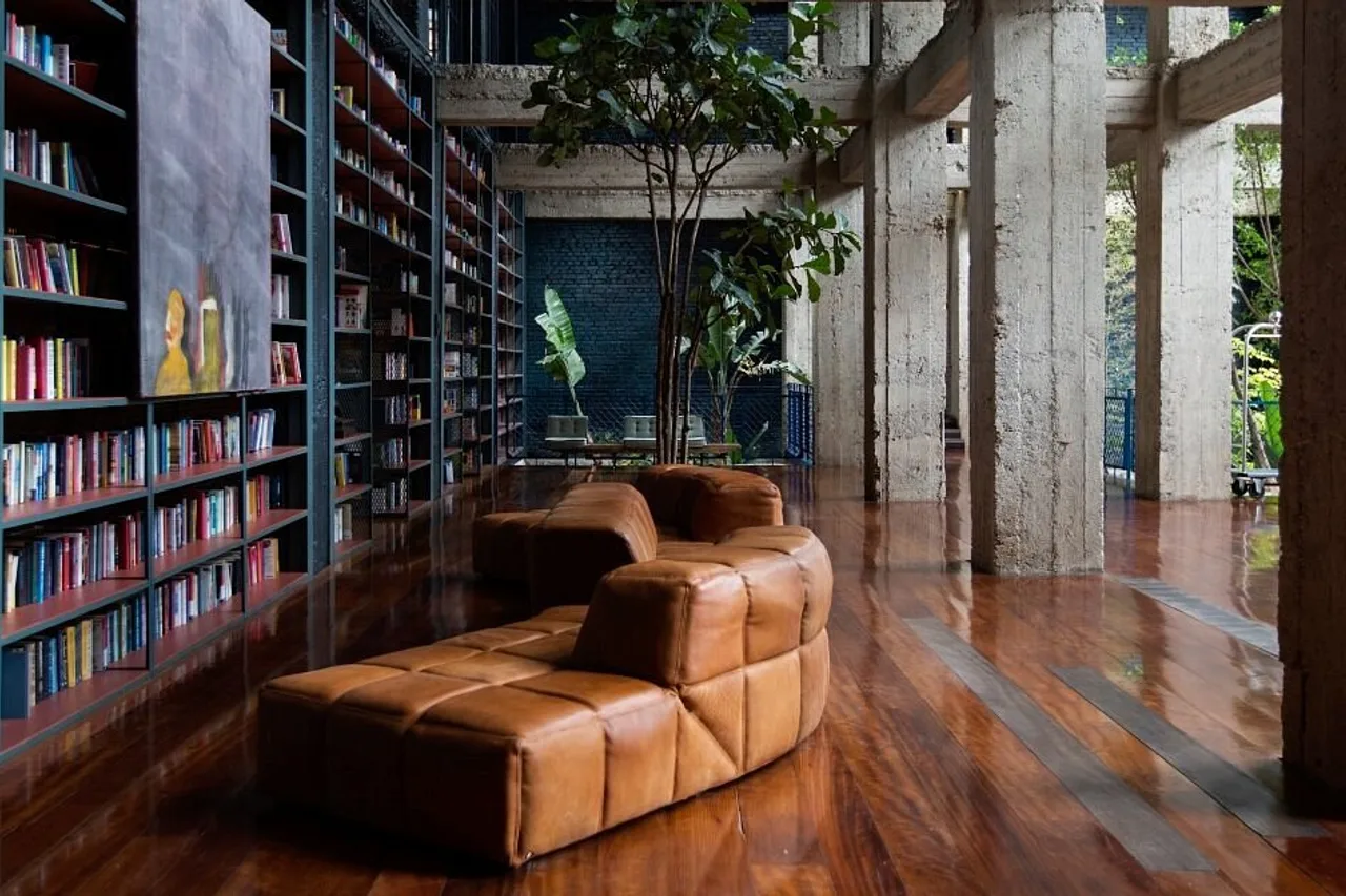 Stamba Hotel — rooms and atmosphere