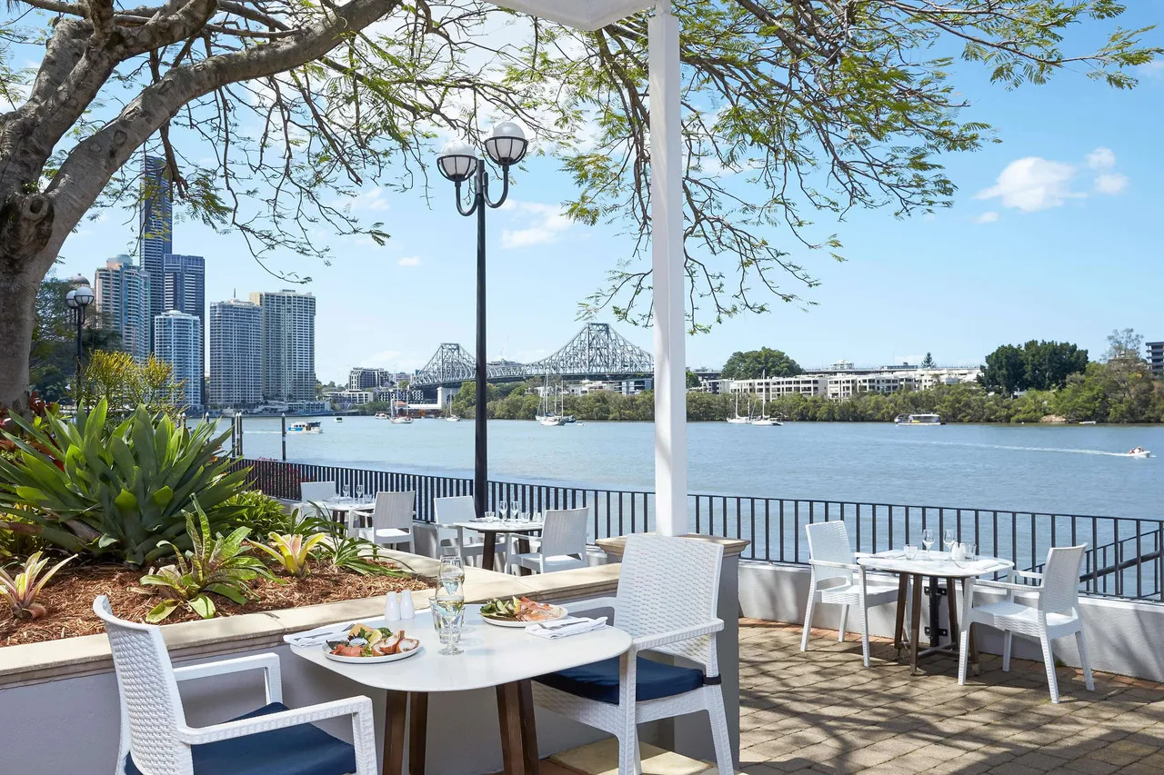 Stamford Plaza Brisbane — rooms and atmosphere