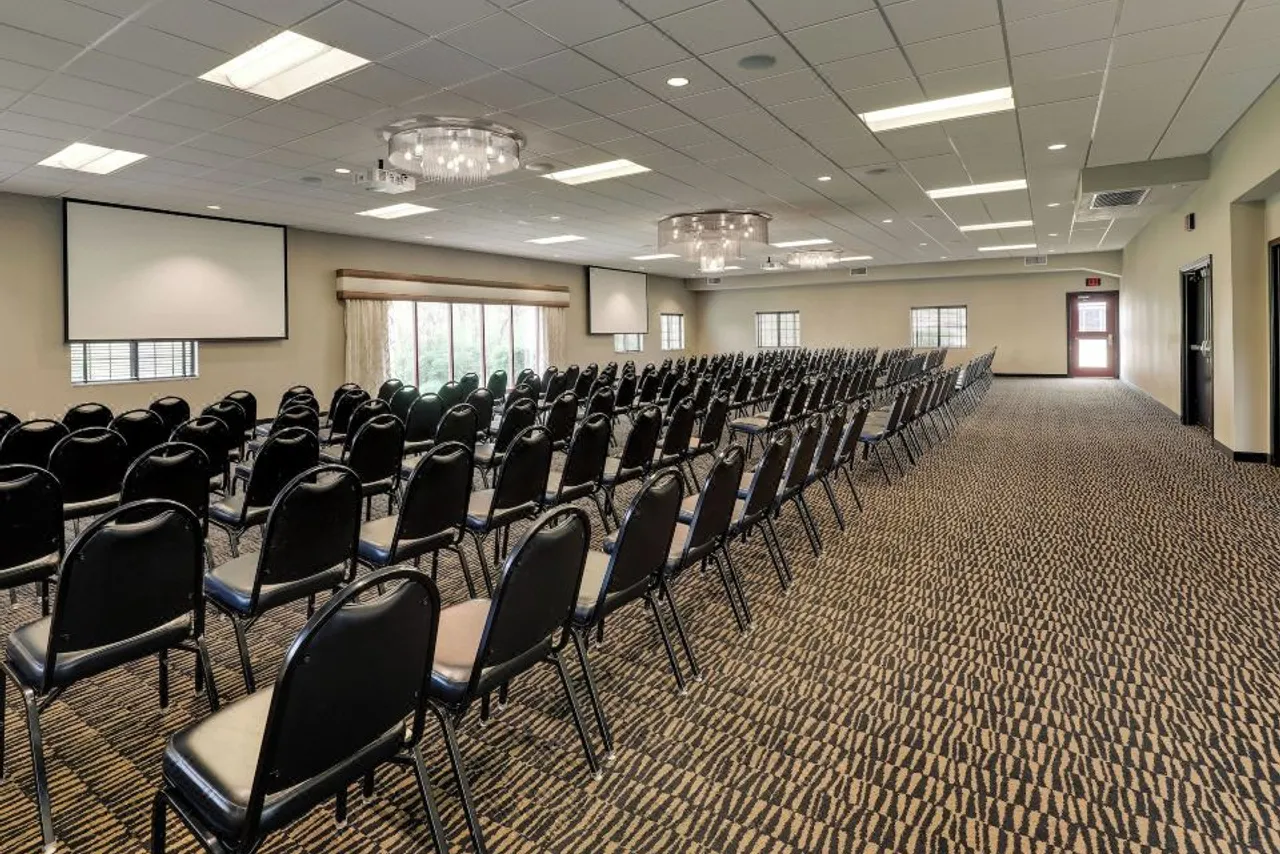 Stoney Creek Hotel Kansas City - Independence — ภาพห้องพักและบรรยากาศ
