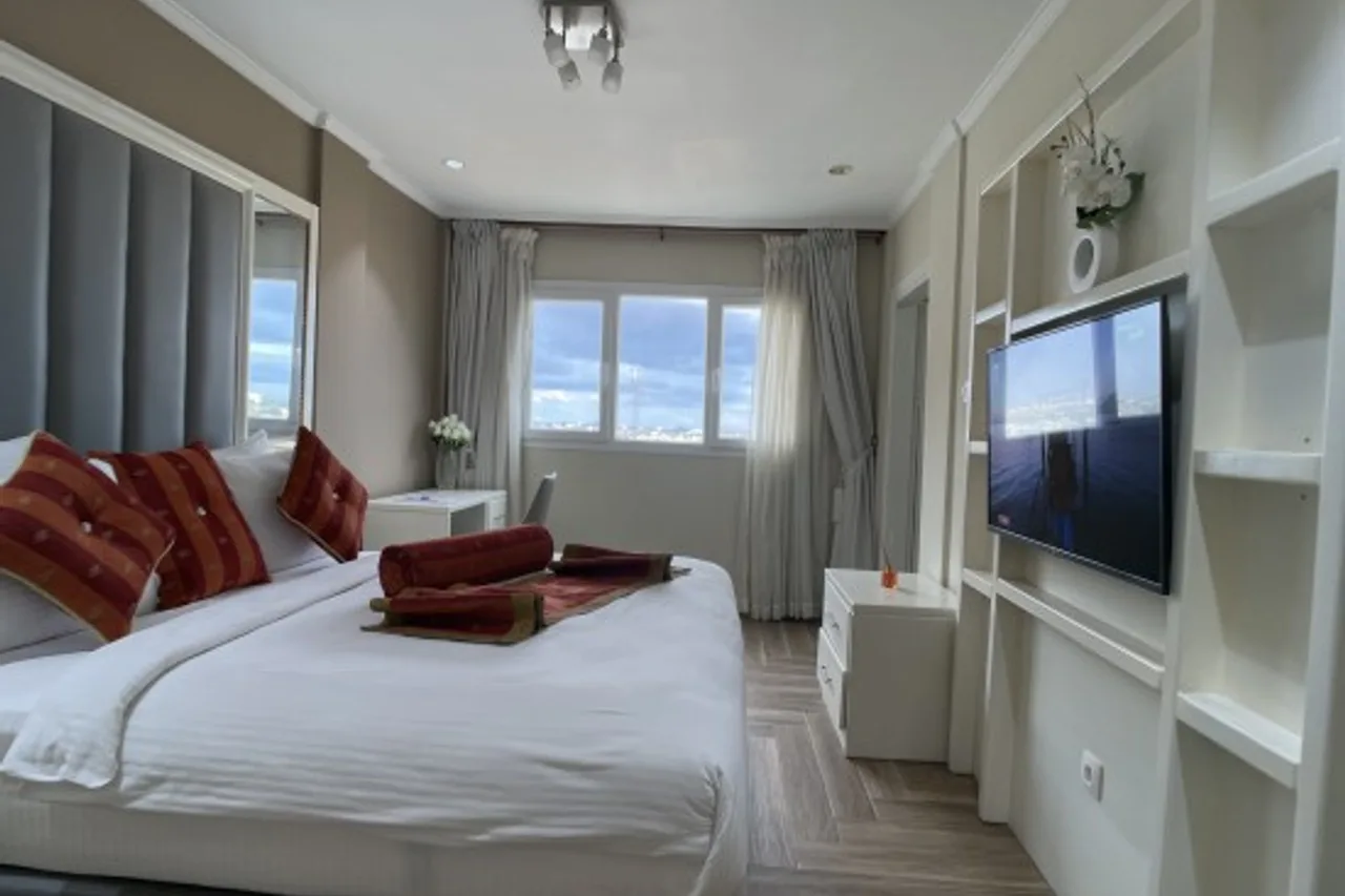 Suita Hotel — ภาพห้องพักและบรรยากาศ