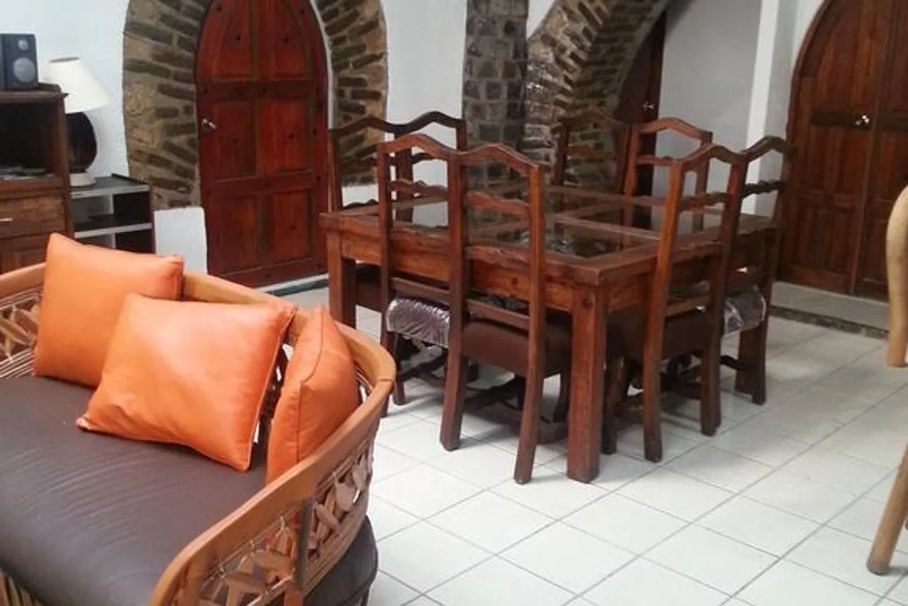 Suites Bosques Medica Sur — ภาพห้องพักและบรรยากาศ