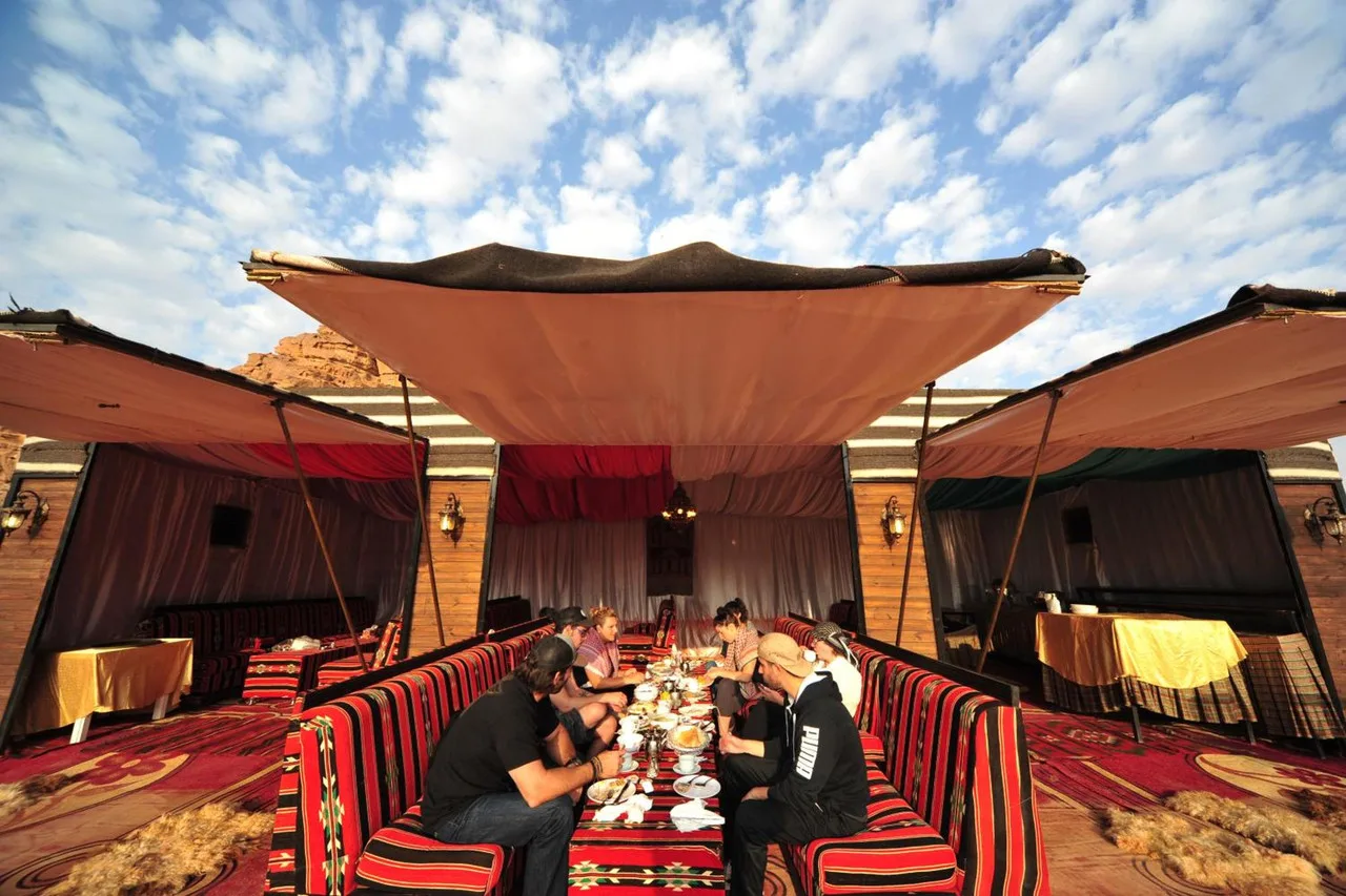 Sun City Camp — ภาพห้องพักและบรรยากาศ