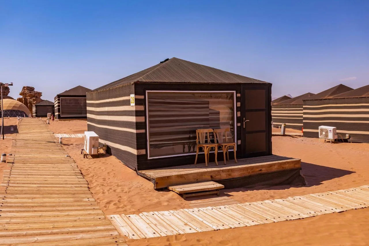 Sun City Camp — ภาพห้องพักและบรรยากาศ