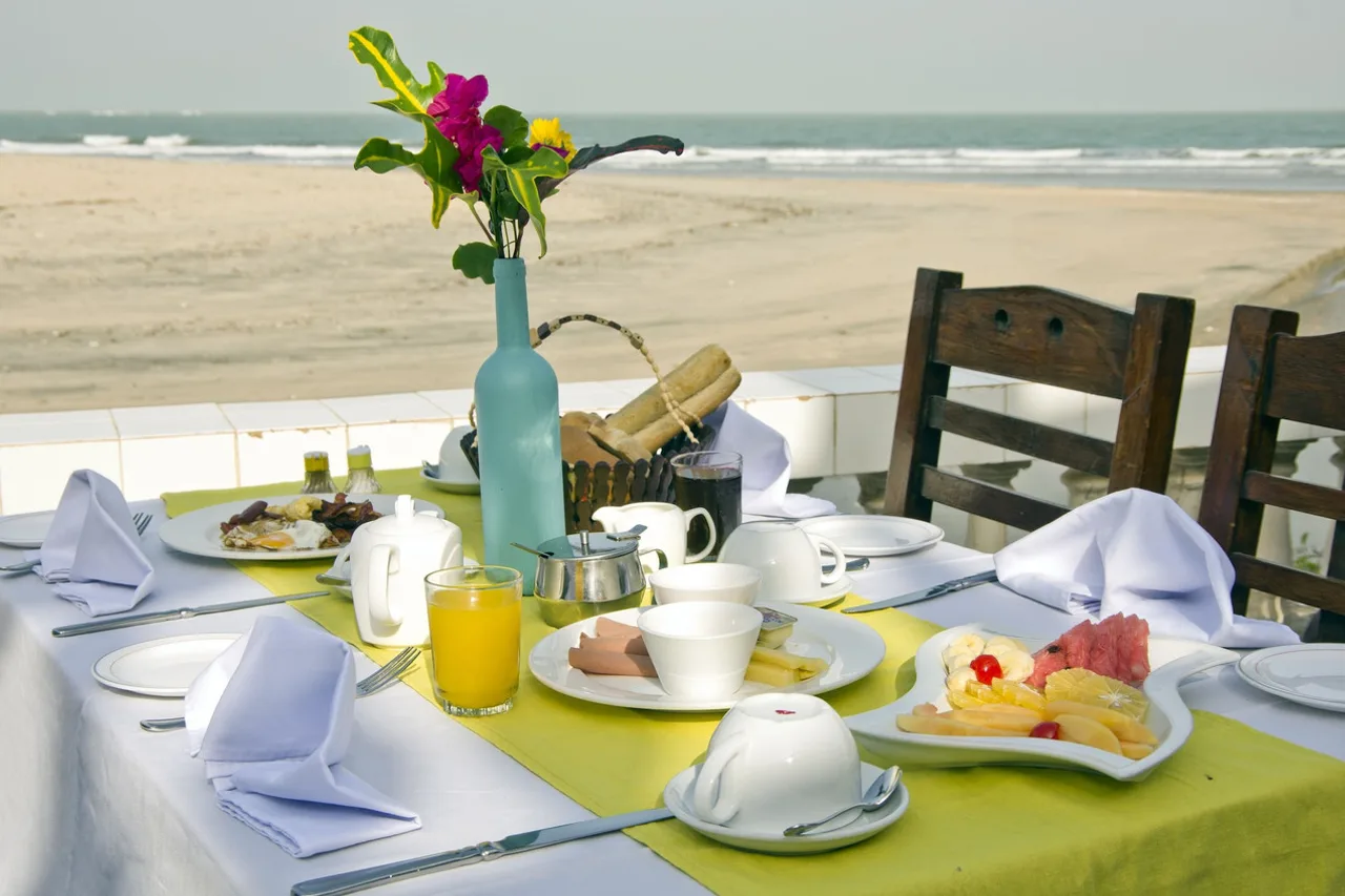 Sunset Beach Hotel — ภาพห้องพักและบรรยากาศ