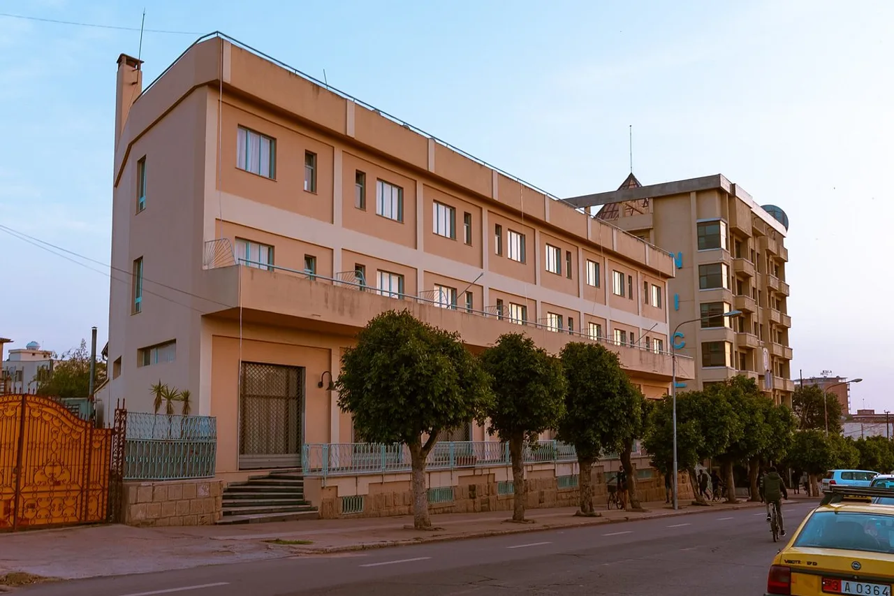 Sunshine Hotel Asmara — โรงแรมในอัสมารา