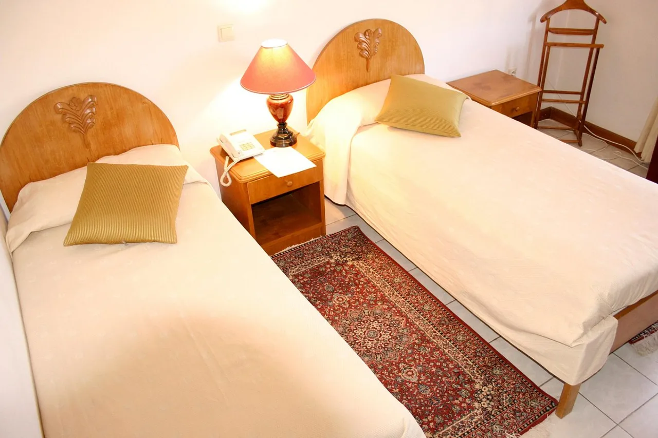 Sunshine Hotel Asmara — ภาพห้องพักและบรรยากาศ