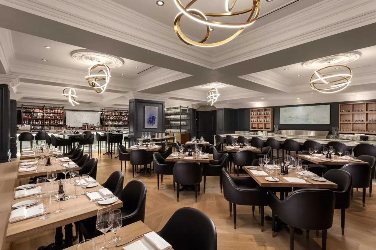 The Sutton Place Hotel Vancouver — โรงแรมในแวนคูเวอร์