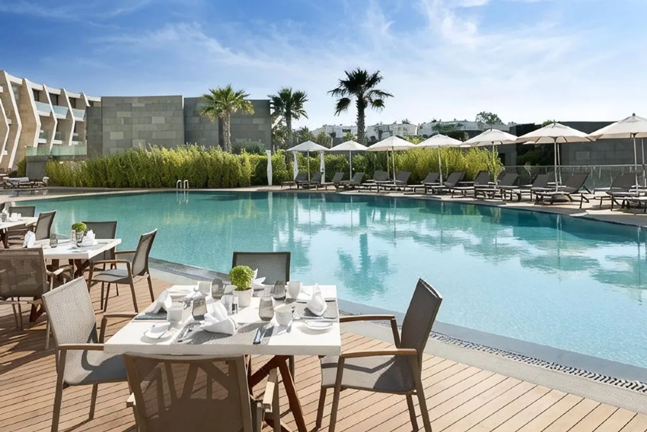 Swissotel Resort Bodrum Beach — ภาพห้องพักและบรรยากาศ