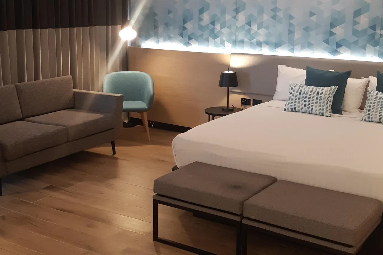 Tanoa Plaza Hotel Suva — ภาพห้องพักและบรรยากาศ