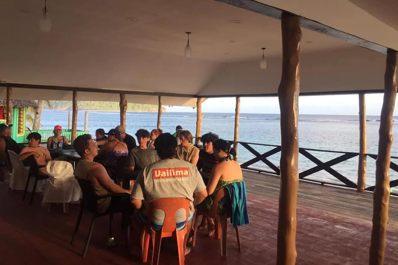 Taufua Beach Fales — ภาพห้องพักและบรรยากาศ