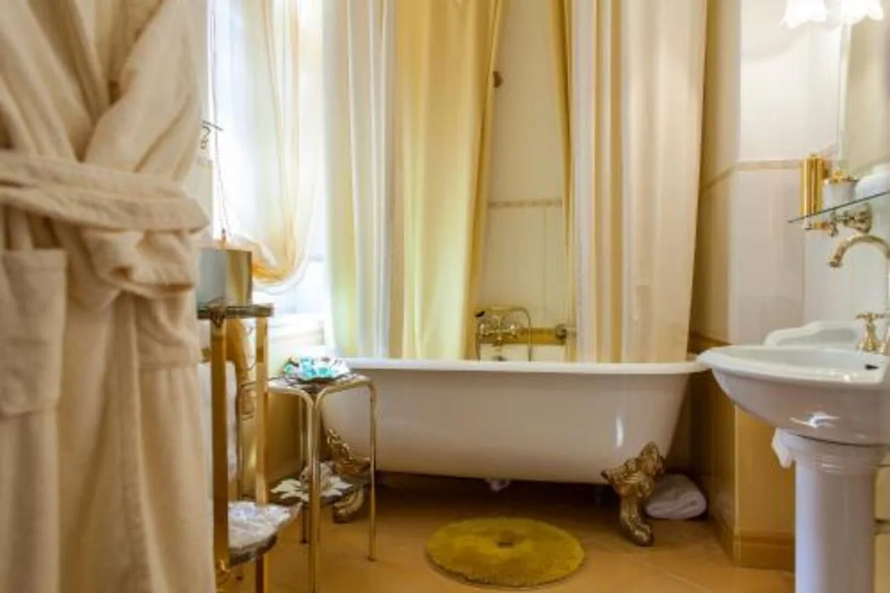 TB Palace Hotel & SPA — ภาพห้องพักและบรรยากาศ