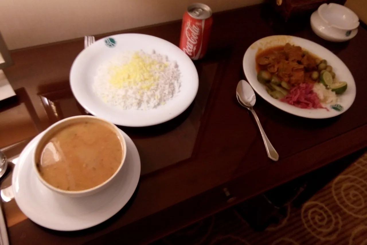 Tehran Grand Hotel 2 — โรงแรมในเตหะราน