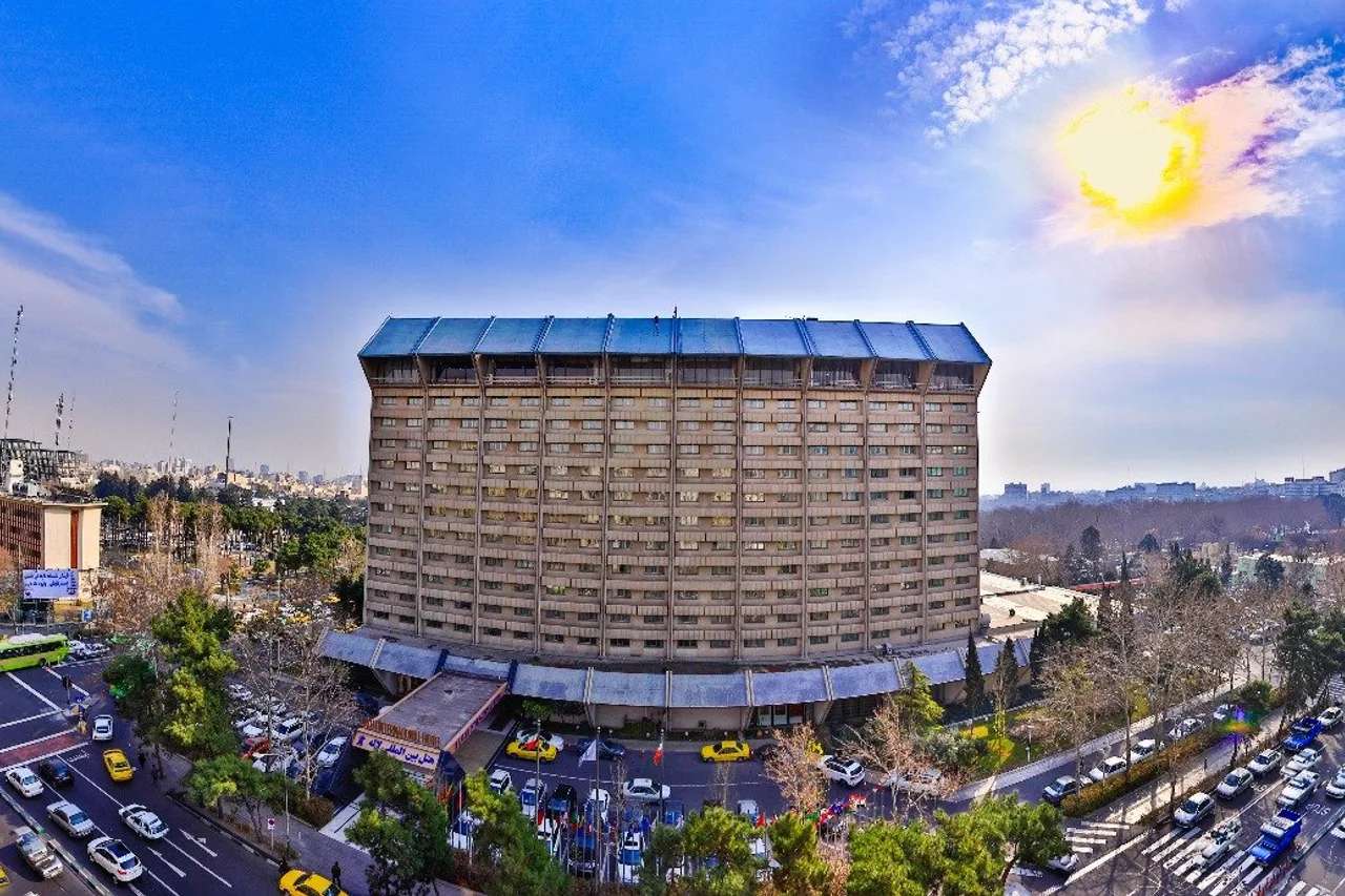 Tehran Laleh International Hotel — โรงแรมในเตหะราน