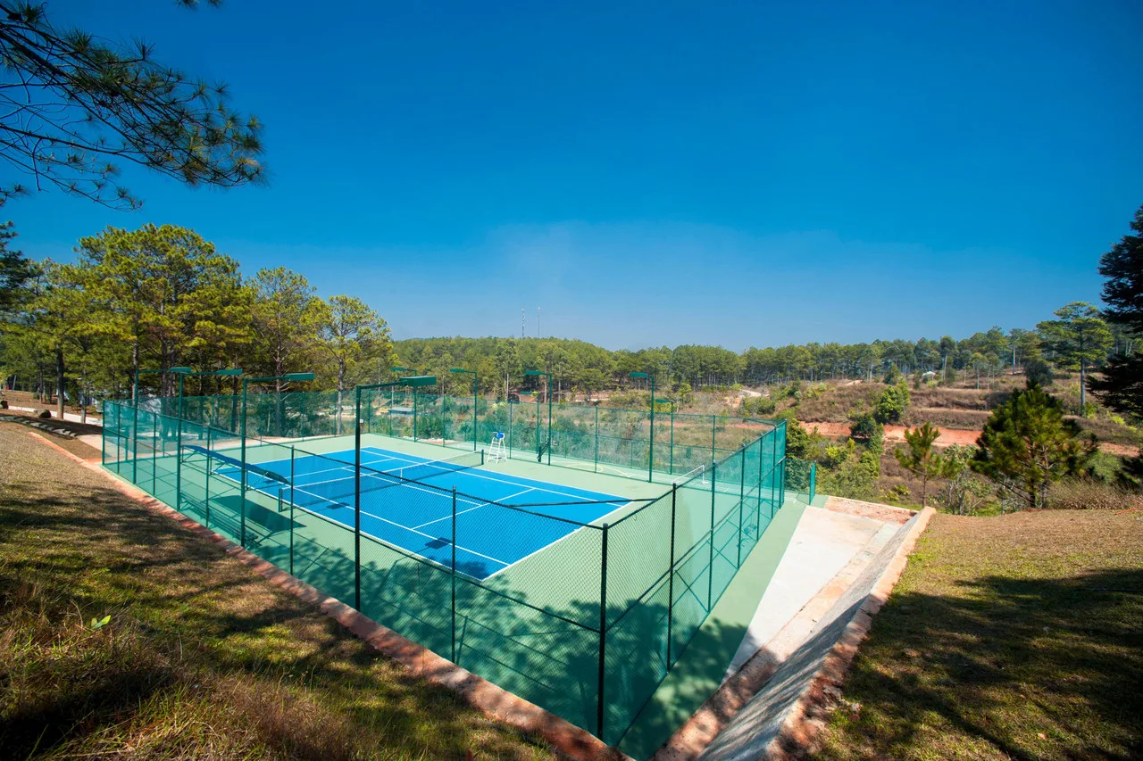 Terracotta Hotel & Resort Dalat — rooms and atmosphere