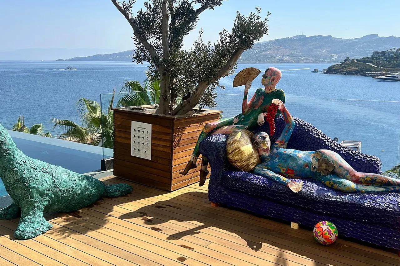 The Bodrum Hotel Yalikavak - MGallery Collection — rooms and atmosphere