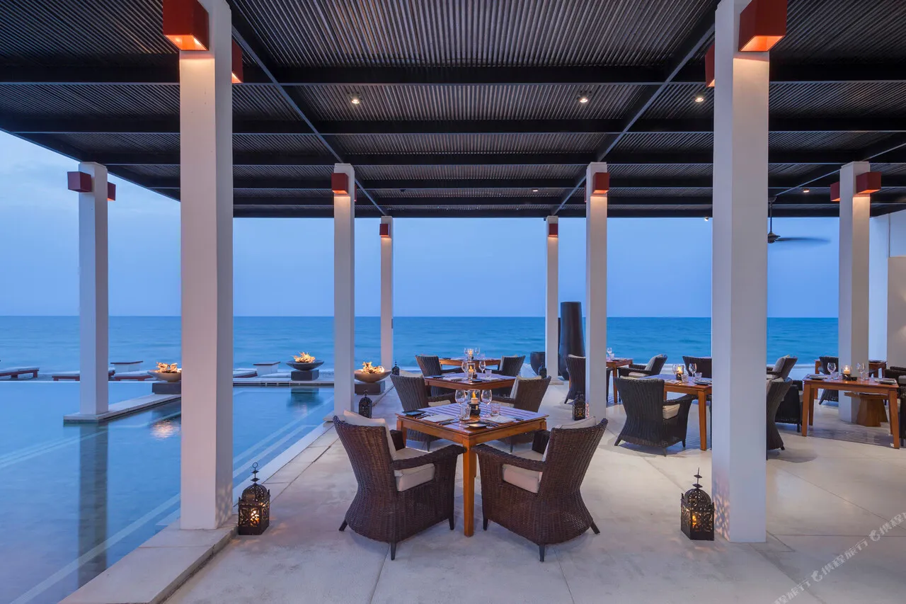 The Chedi Muscat — rooms and atmosphere