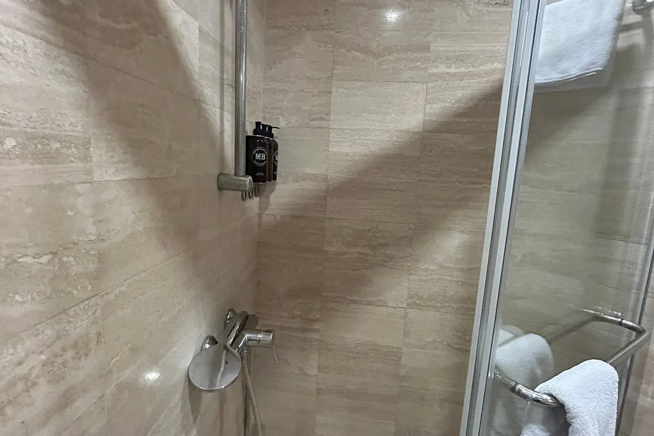 The Classic Hotel Nicosia - Handwritten Collection — rooms and atmosphere