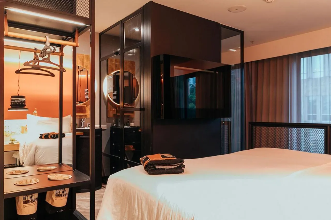 The Click Clack Hotel Medellin — ภาพห้องพักและบรรยากาศ
