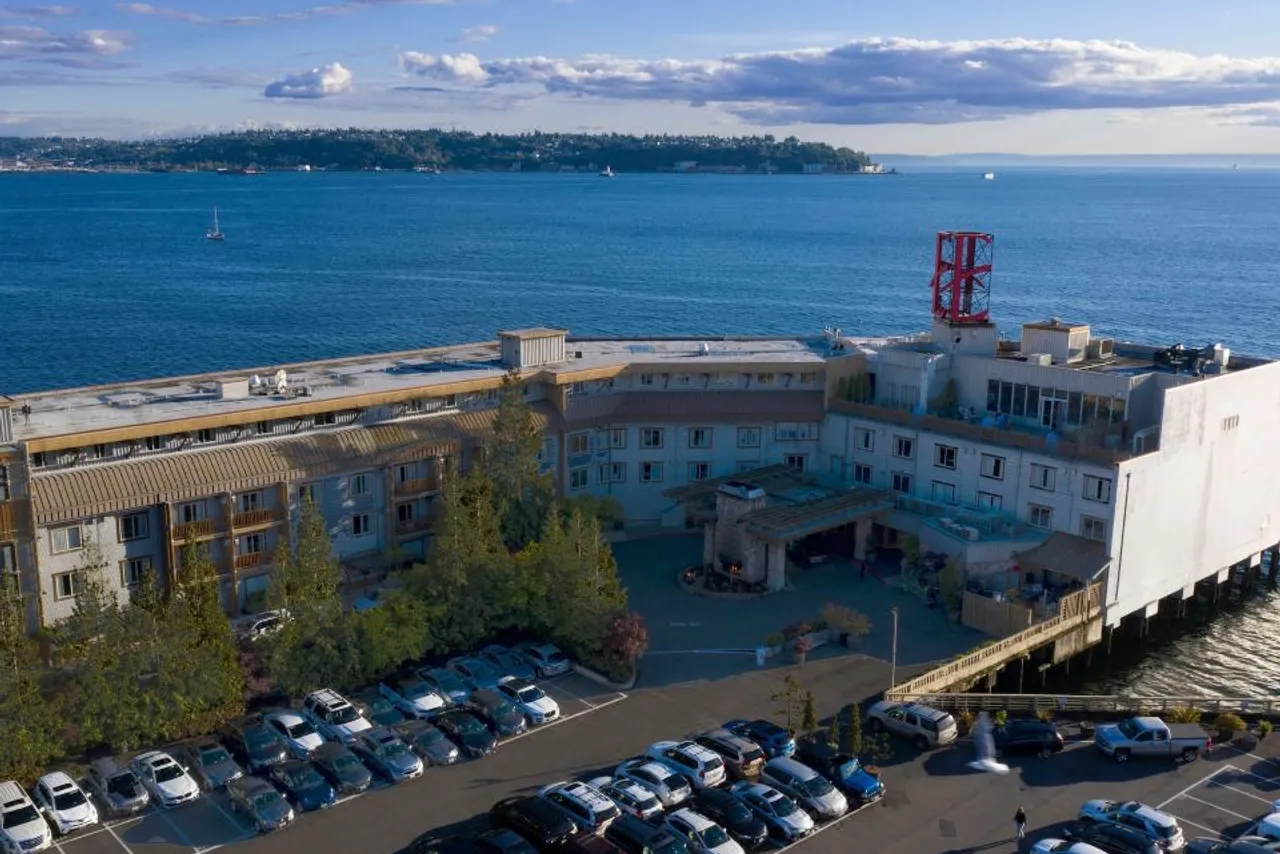 The Edgewater Hotel — โรงแรมในซีแอตเทิล