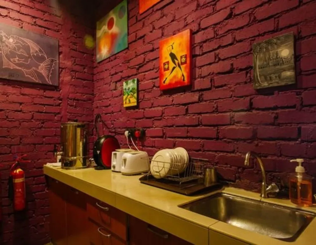 The Explorers Guesthouse — rooms and atmosphere