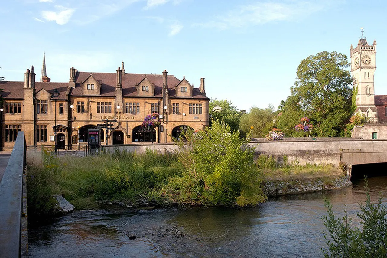 The King's Head Inn Salisbury — rooms and atmosphere