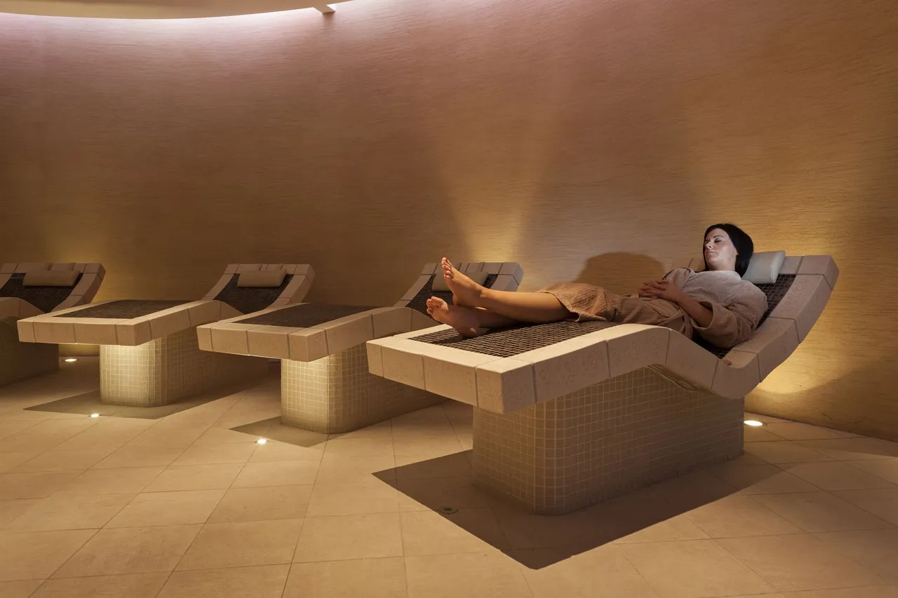 The Kingsley Hotel — ภาพห้องพักและบรรยากาศ
