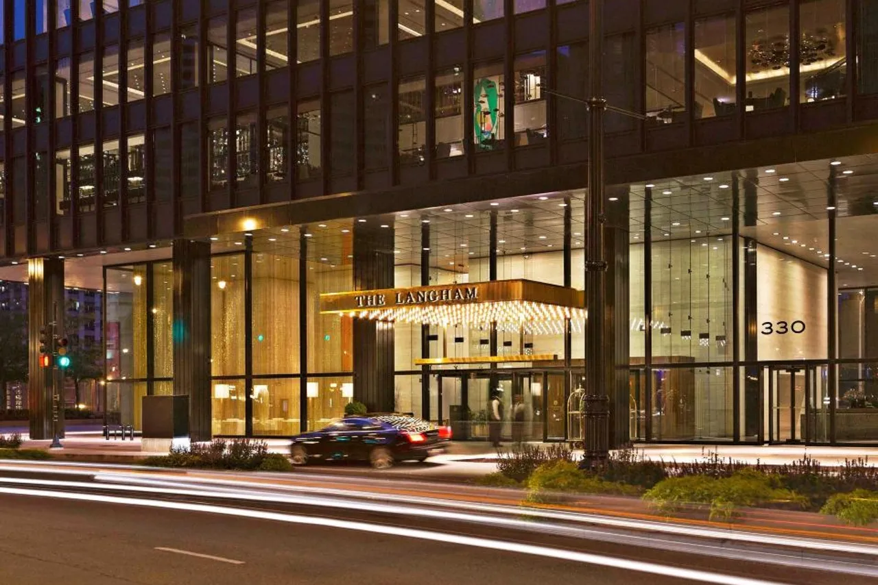 The Langham, Chicago — โรงแรมในชิคาโก