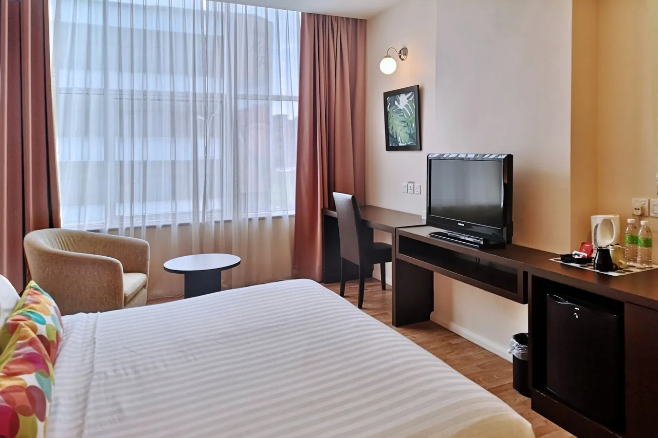 The LimeTree Hotel, Kuching — rooms and atmosphere