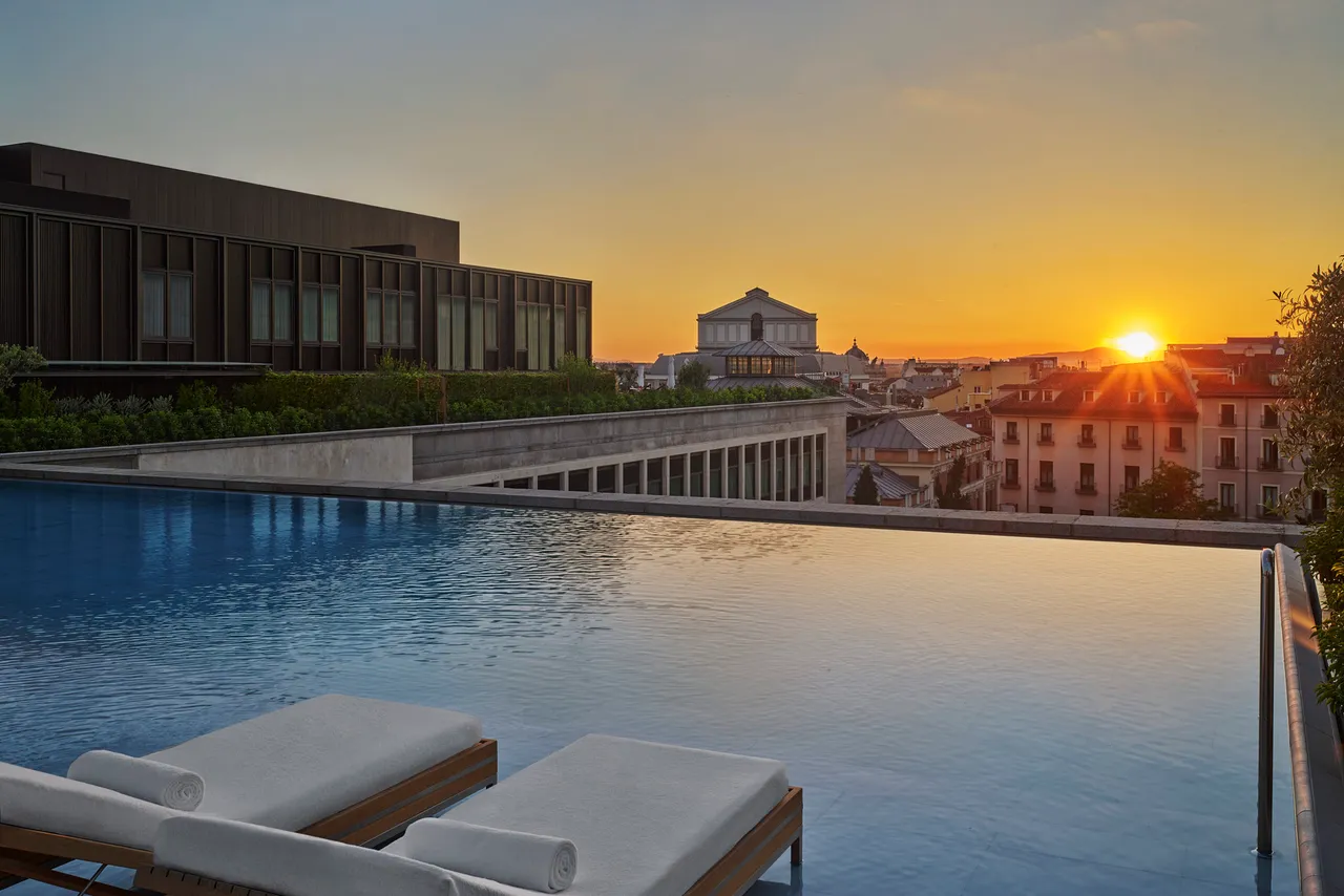 The Madrid EDITION — rooms and atmosphere