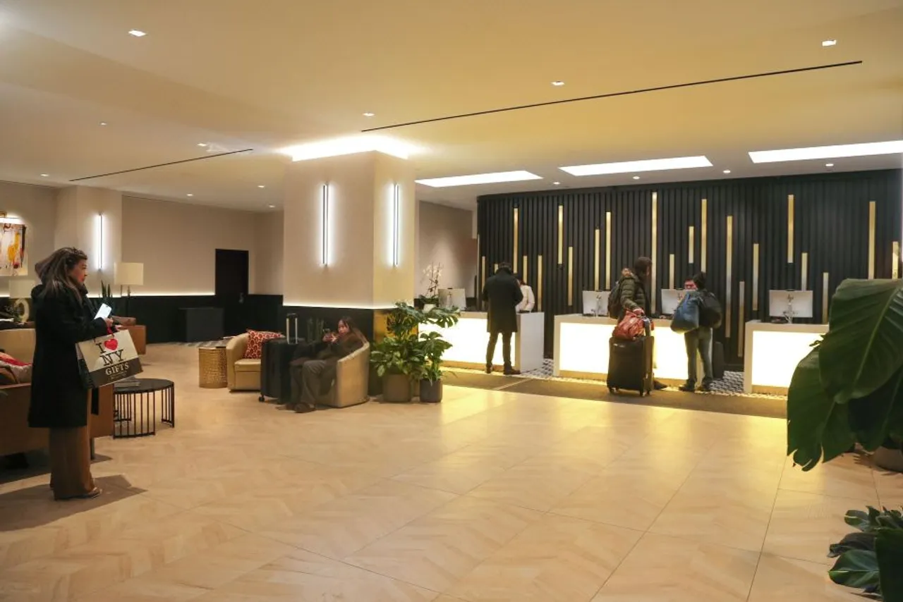 The Manhattan at Times Square Hotel — ภาพห้องพักและบรรยากาศ
