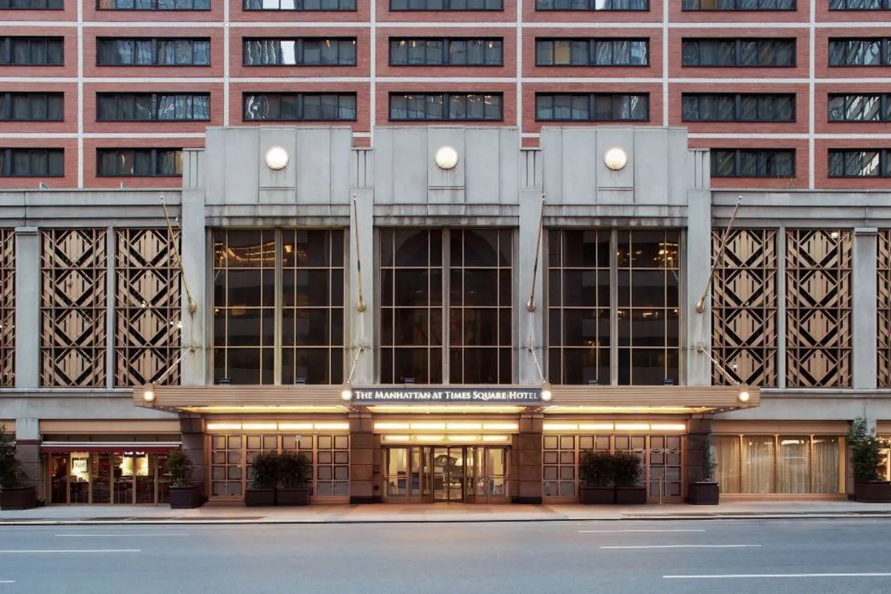 The Manhattan at Times Square Hotel — ภาพห้องพักและบรรยากาศ
