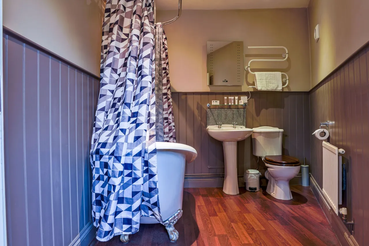 The Millers Arms Inn — rooms and atmosphere