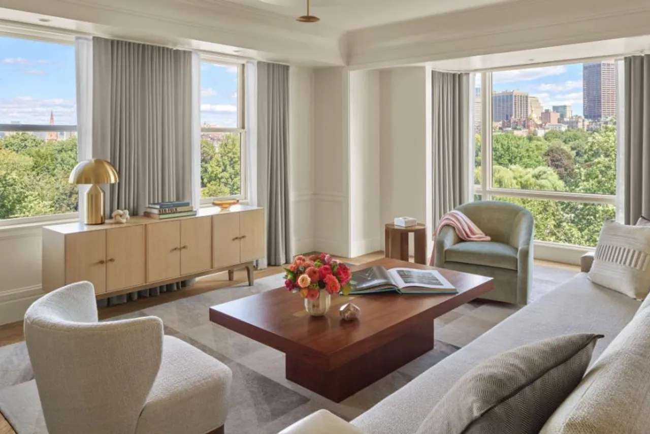 The Newbury Boston — ภาพห้องพักและบรรยากาศ