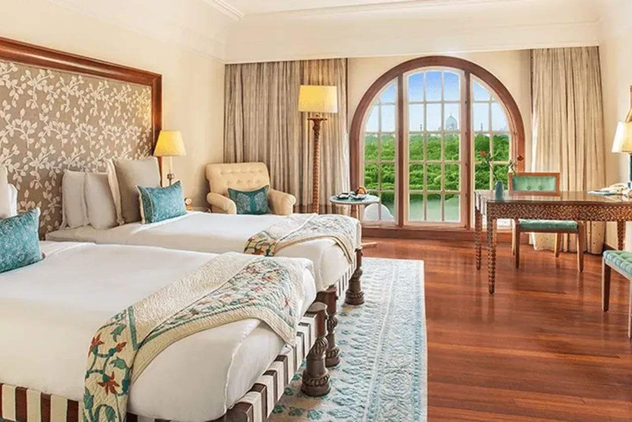 The Oberoi Amarvilas — rooms and atmosphere