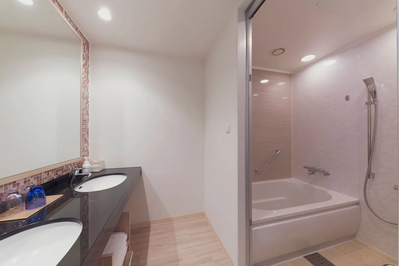 The Park Front Hotel at Universal Studios Japan — rooms and atmosphere