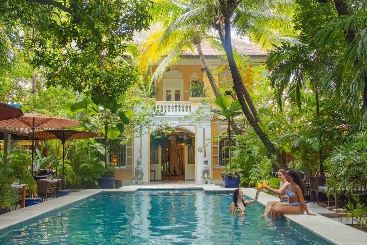 The Pavilion — โรงแรมในพนมเปญ